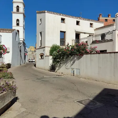 Arco Bianco Rooms 3*